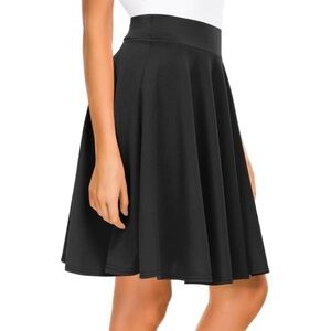 NWOT Black midi flowy skirt size XL